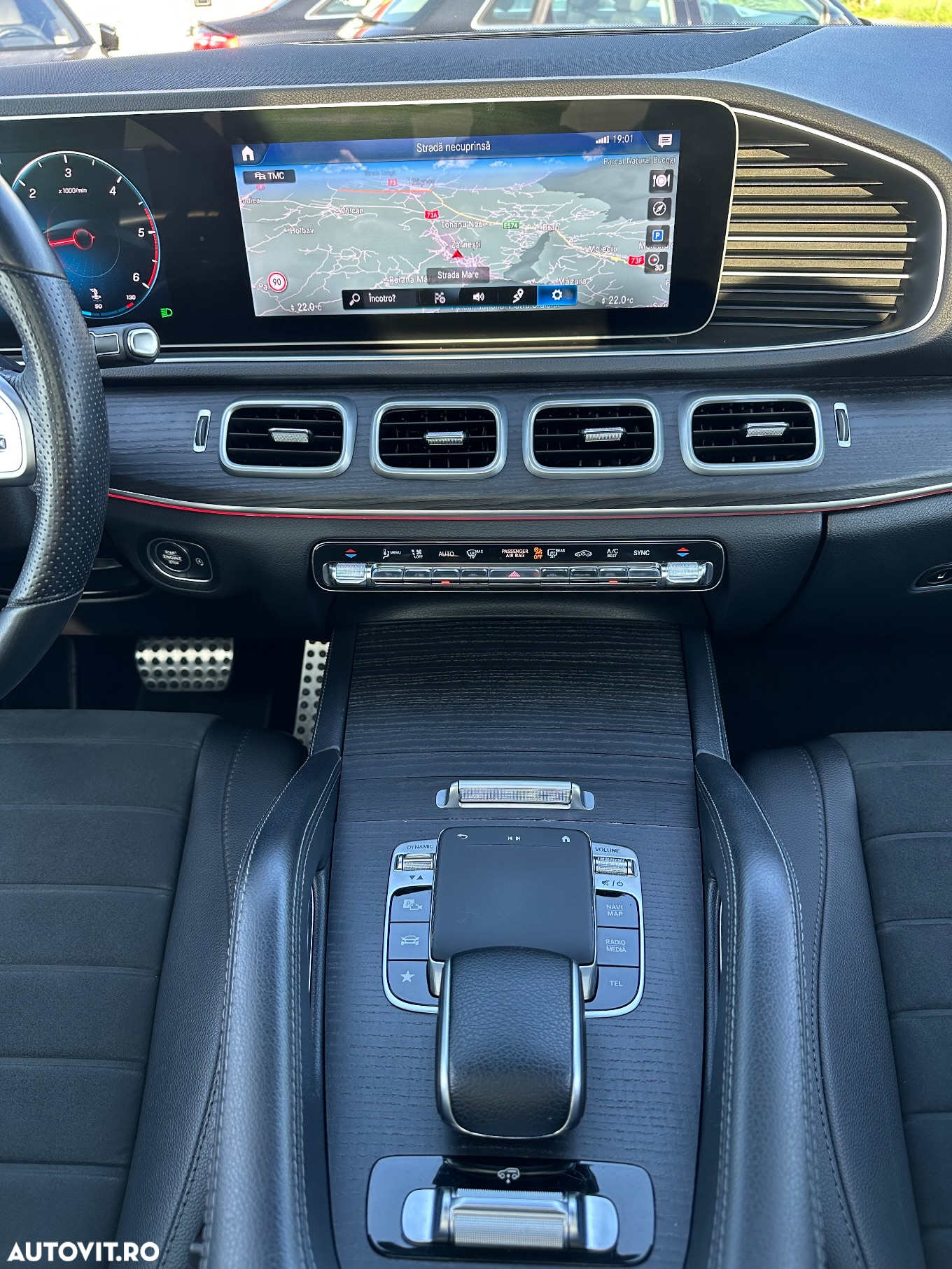 Mercedes-Benz GLE 300 d 4Matic 9G-TRONIC AMG Line - 31