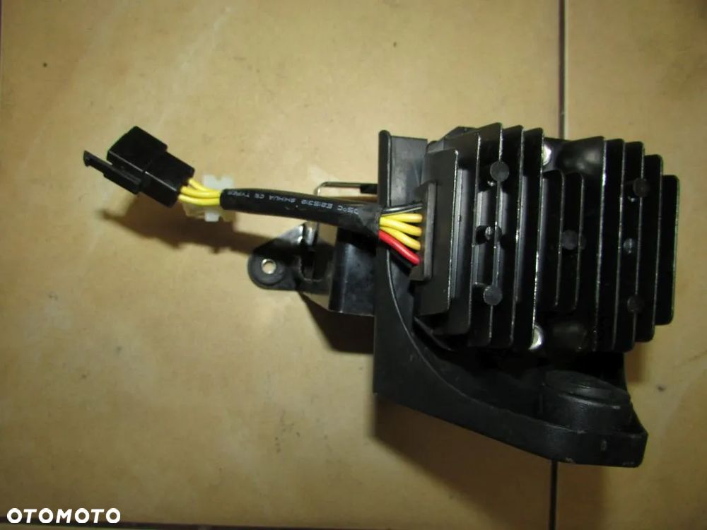 Mash 250 Two Fifty regulator napięcia - 1