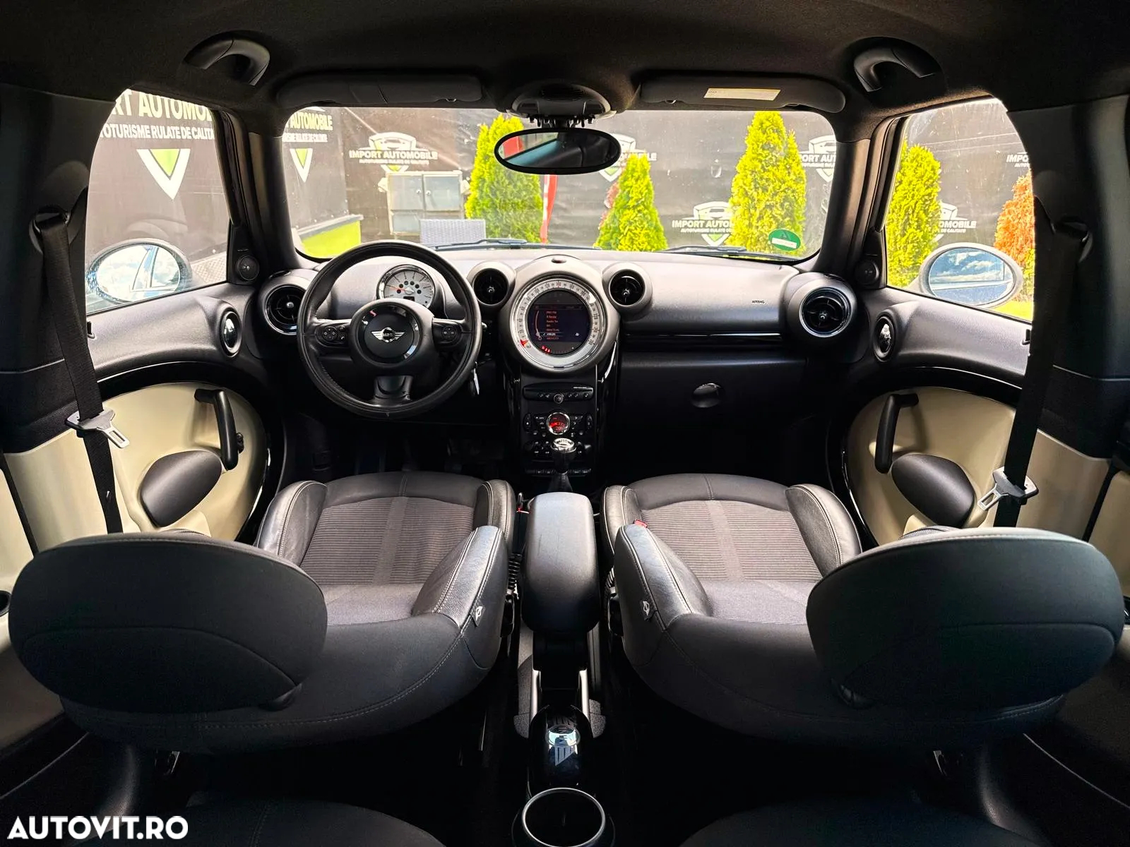 Mini Countryman Cooper D - 24