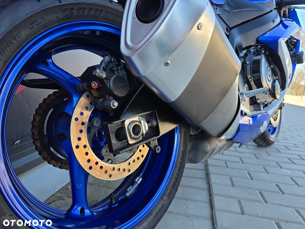 Suzuki GSX-R - 29
