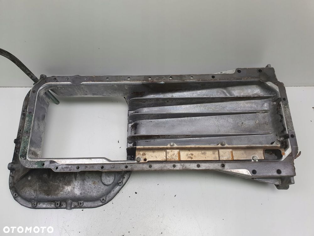 Mercedes W126 C126 5.6 V8 560 SEC MISKA OLEJOWA oleju - 1