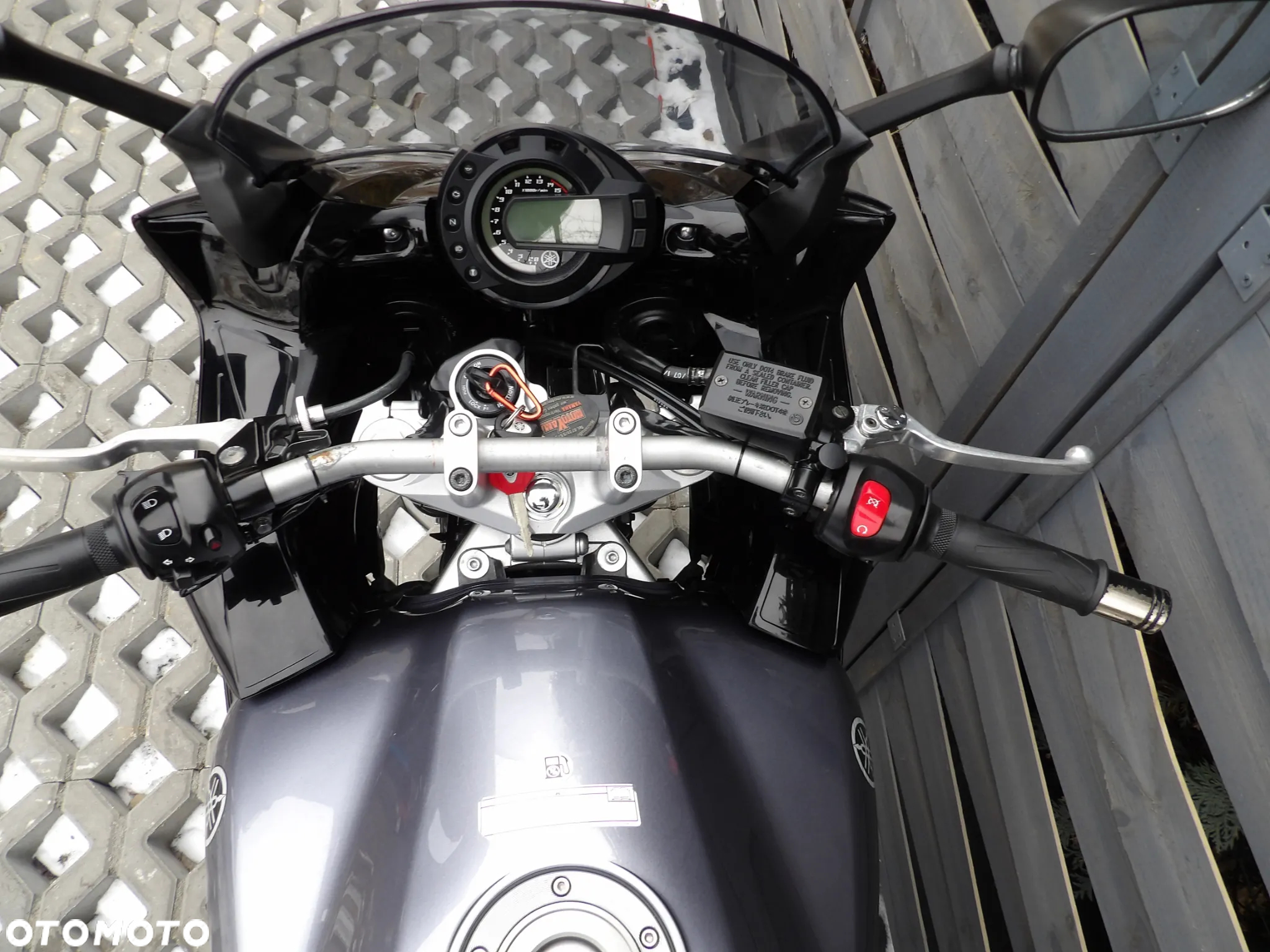 Yamaha FZ6 - 9