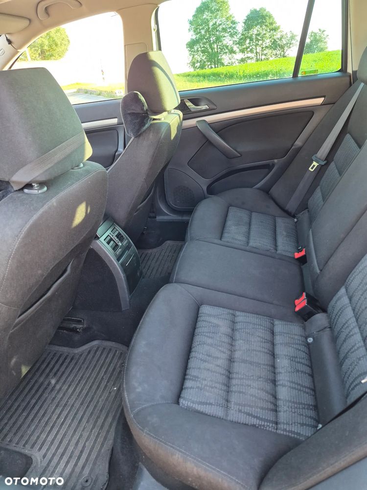 Skoda Octavia 2.0 TDI Ambiente - 11