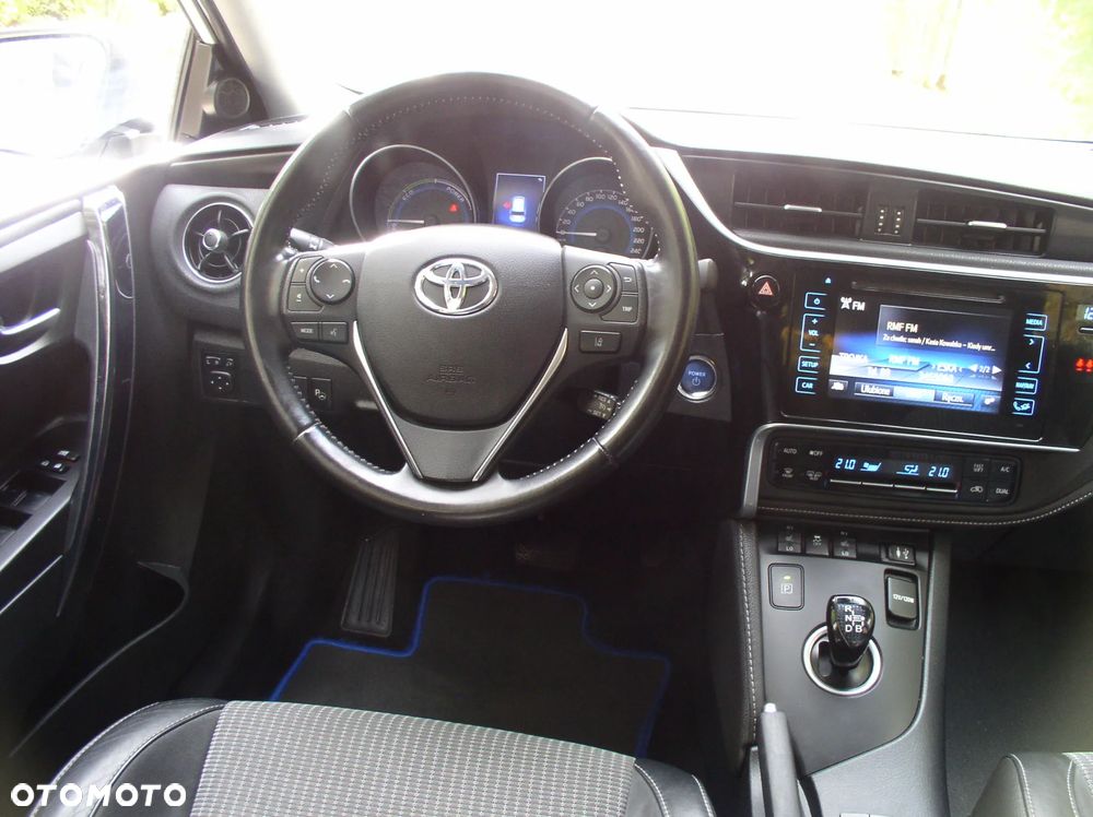 Toyota Auris 1.8 VVT-i Hybrid Automatik Touring Sports Executive - 6