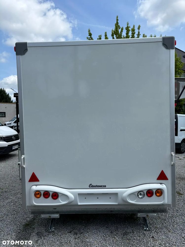 Niewiadów PH4200 4,2m X 2,1m X 2,3m Przyczepa gastronomiczna foodtruck - 10