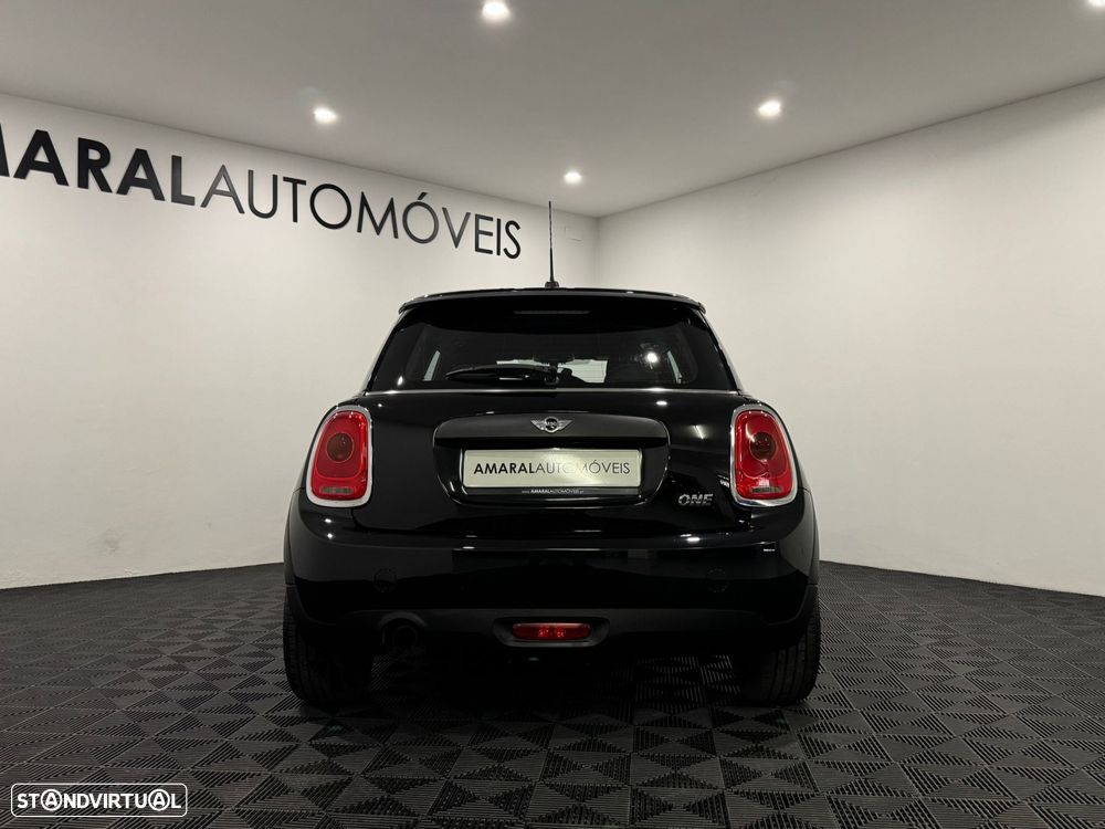 MINI 3 Portas One - 5