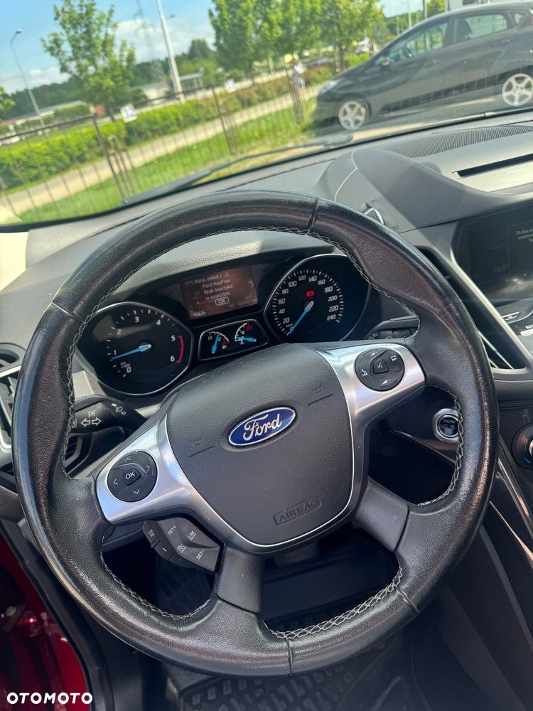 Ford Kuga 2.0 TDCi 4x4 Titanium - 12