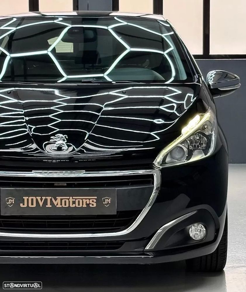 Peugeot 208 1.6 BlueHDi Style - 11