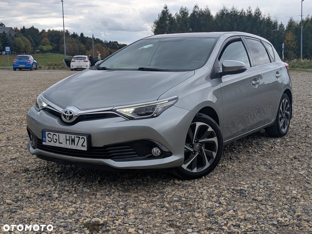 Toyota Auris 1.6 Prestige - 3