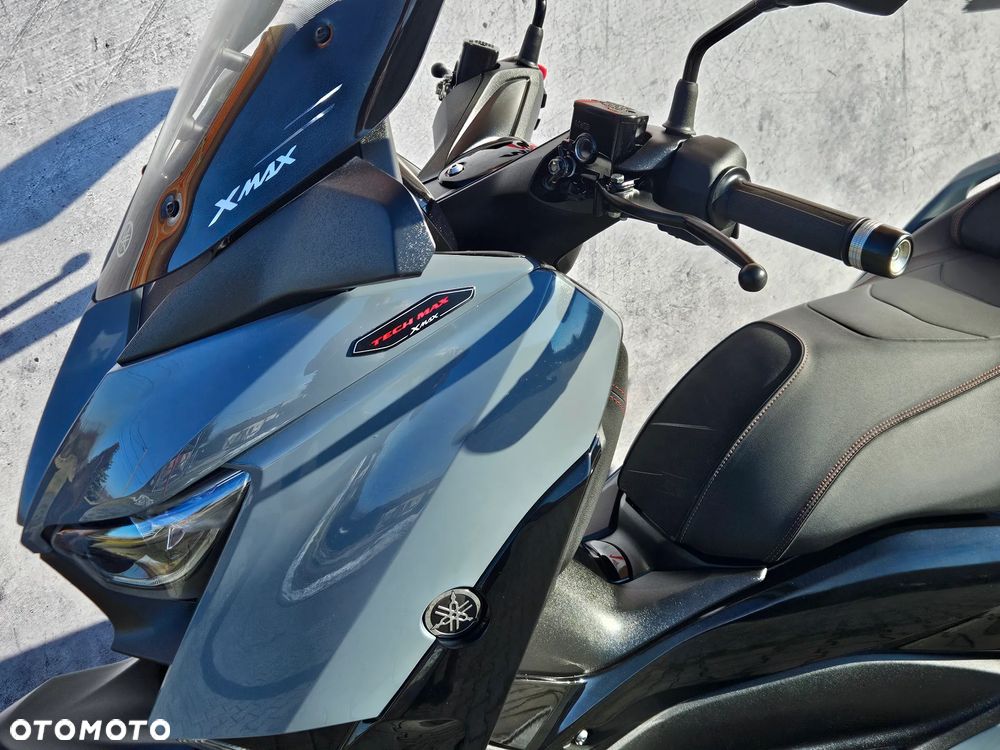 Yamaha X-max - 9