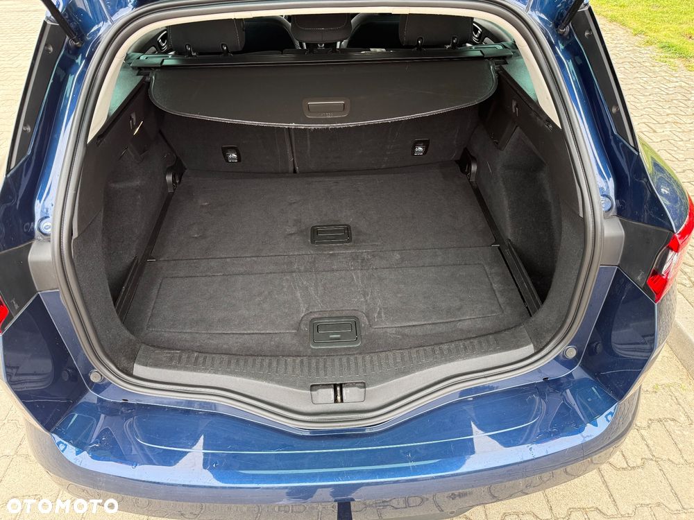 Renault Megane TCe 140 GPF LIMITED - 9