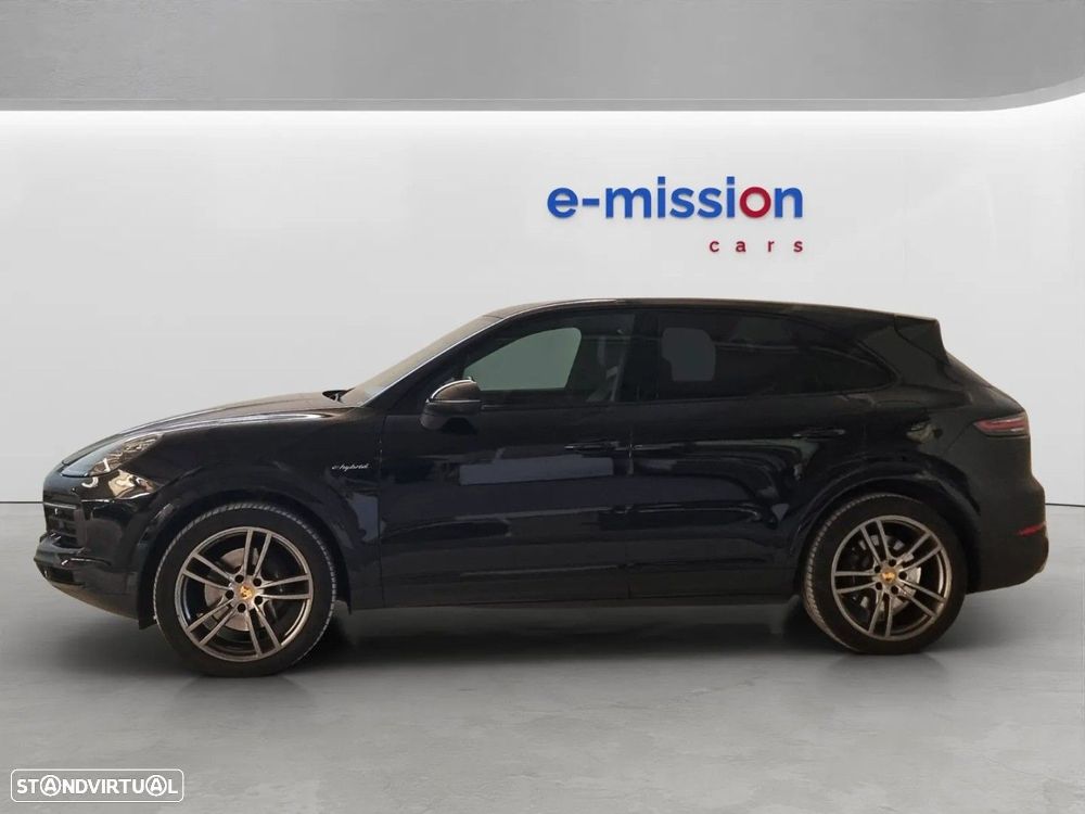 Porsche Cayenne E-Hybrid - 2