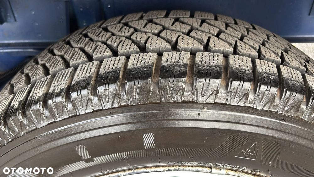 Volkswagen Transporter T5 - 34