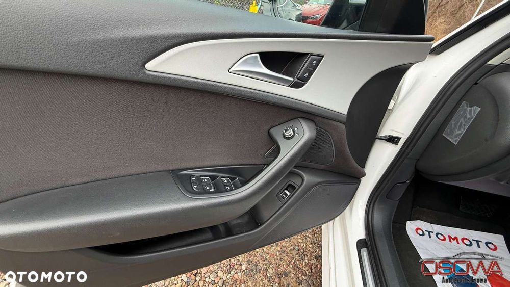 Audi A6 Avant 2.0 TDI Ultra DPF S tronic - 33