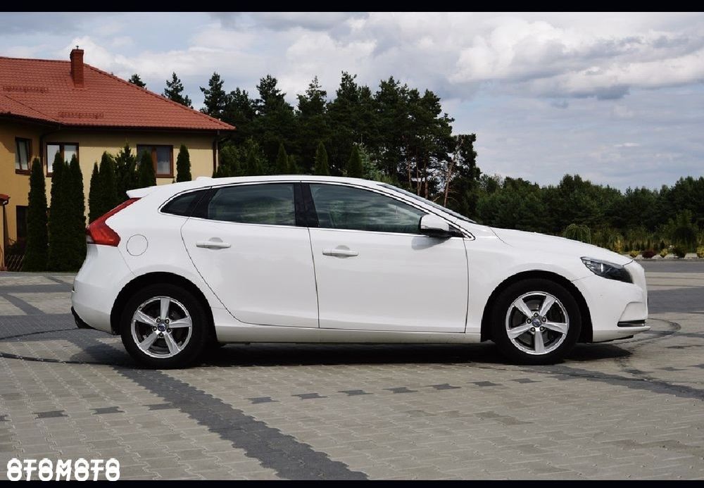 Volvo V40 - 9