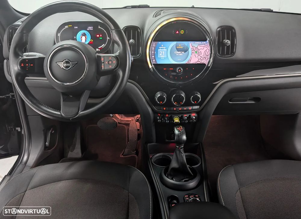 MINI Countryman Cooper SE ALL4 Classic Auto - 10