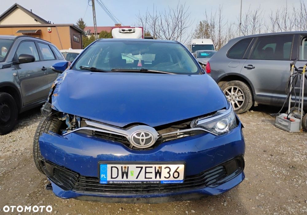 Toyota Auris - 18