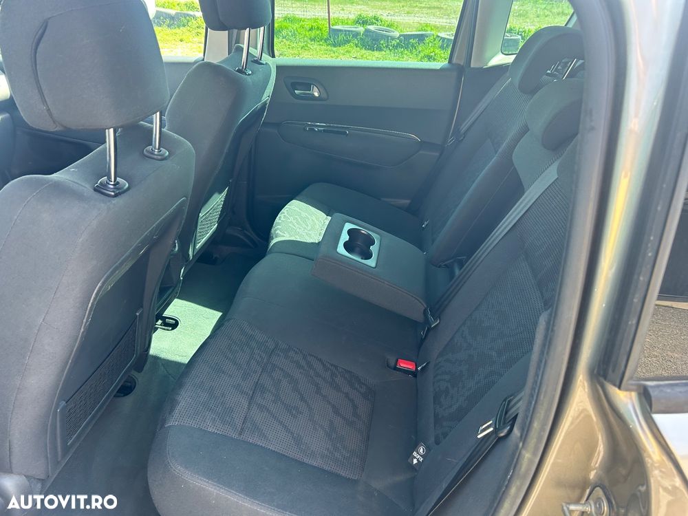 Peugeot 3008 HDi 160 Automatik Active - 17