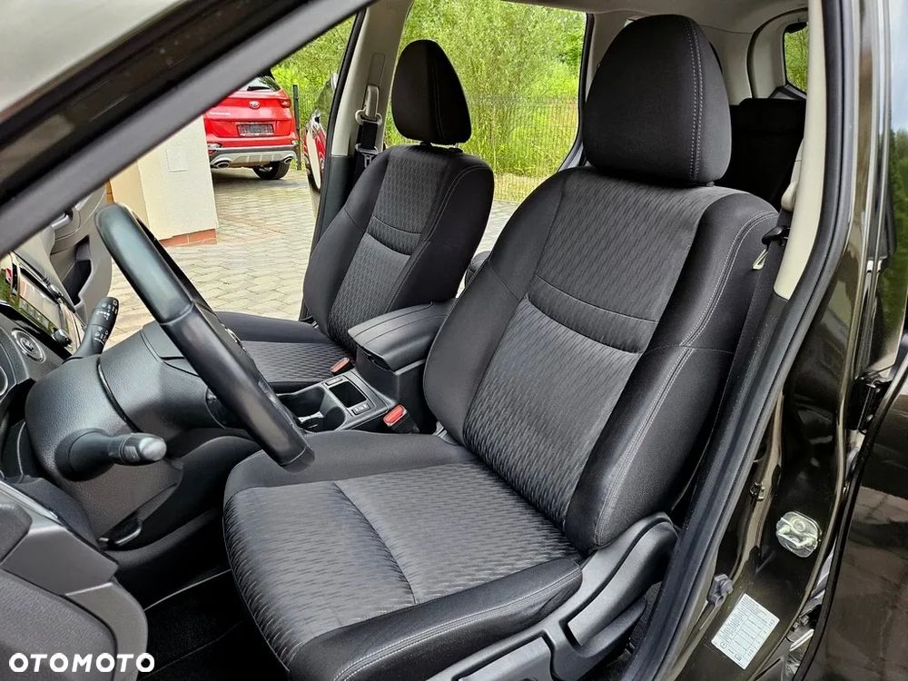 Nissan X-Trail 1.6 DIG-T N-Connecta 2WD - 19