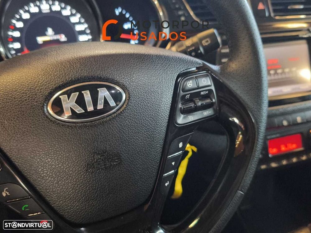 Kia Ceed 1.6 CRDi More Edition - 18
