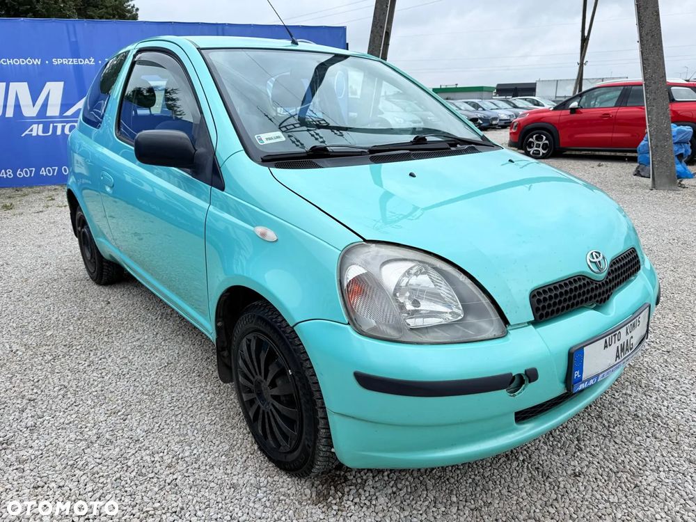 Toyota Yaris 1.0 Base - 4