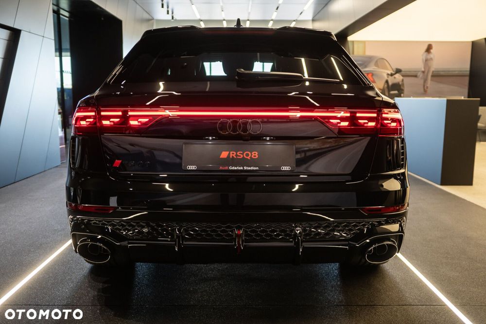 Audi RS Q8 - 5