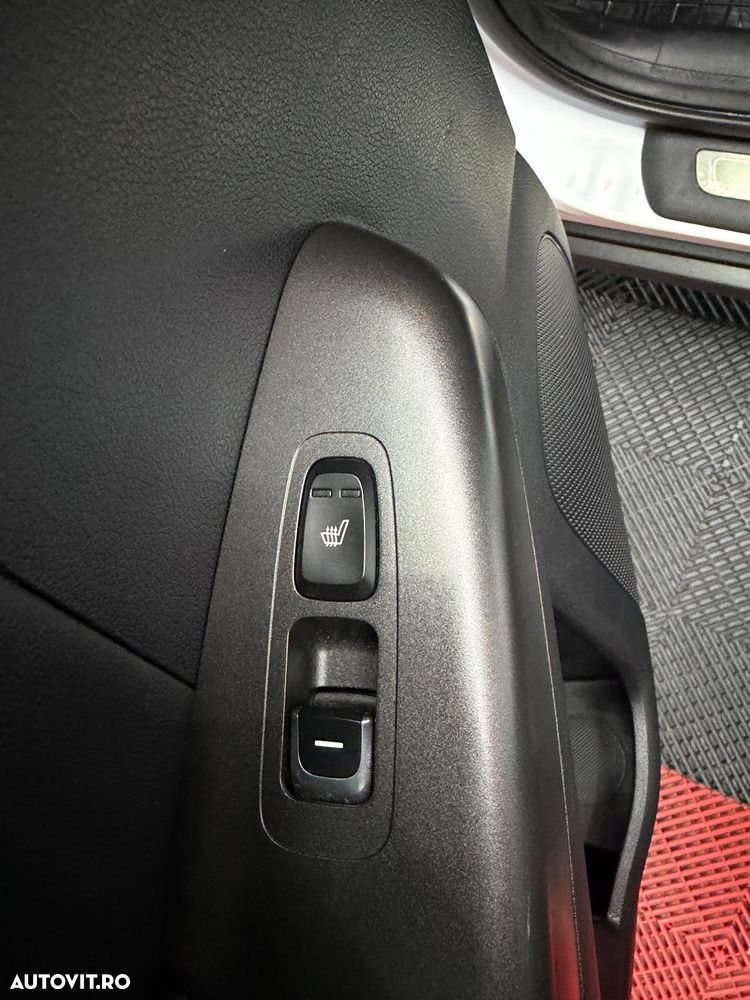 Kia Sportage 2.0 DSL 6AT 4x4 Style - 16