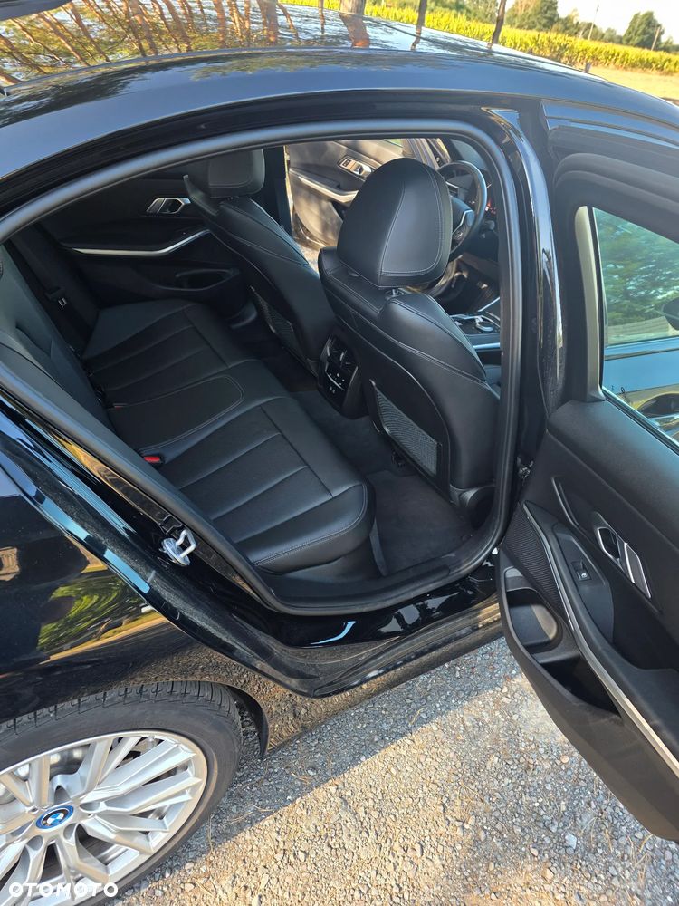 BMW Seria 3 - 27