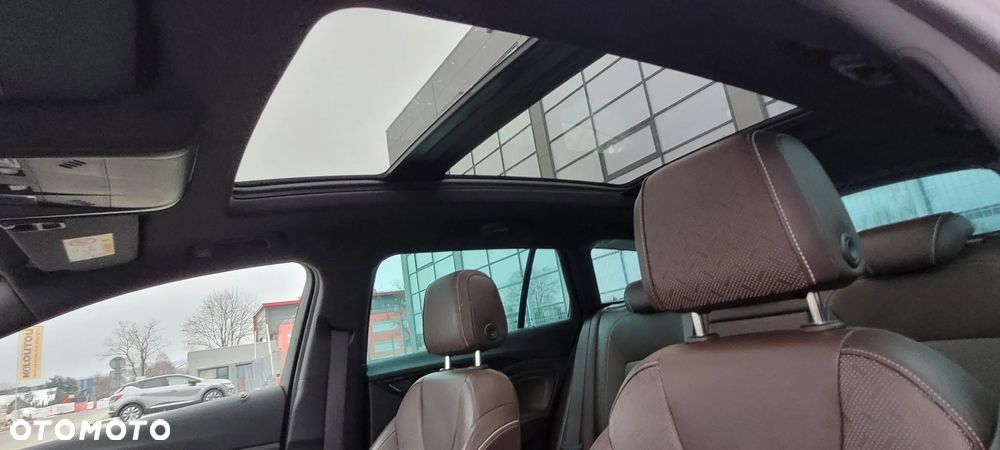 Opel Insignia 2.0 BiTrb D 4x4 Automatik - 11