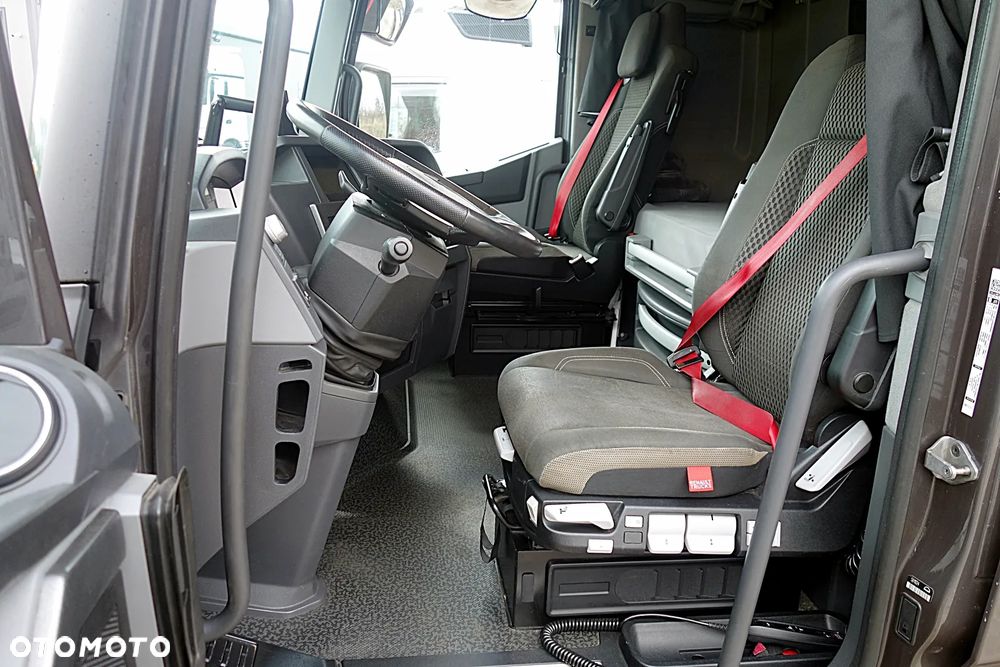 Renault GAMA T520 PUSCHER DMC 70T OŚ SKRĘTNA PODNOSZONA WYSOKA KABINA ALUFELGI KLIMA POSTOJOWA - 14