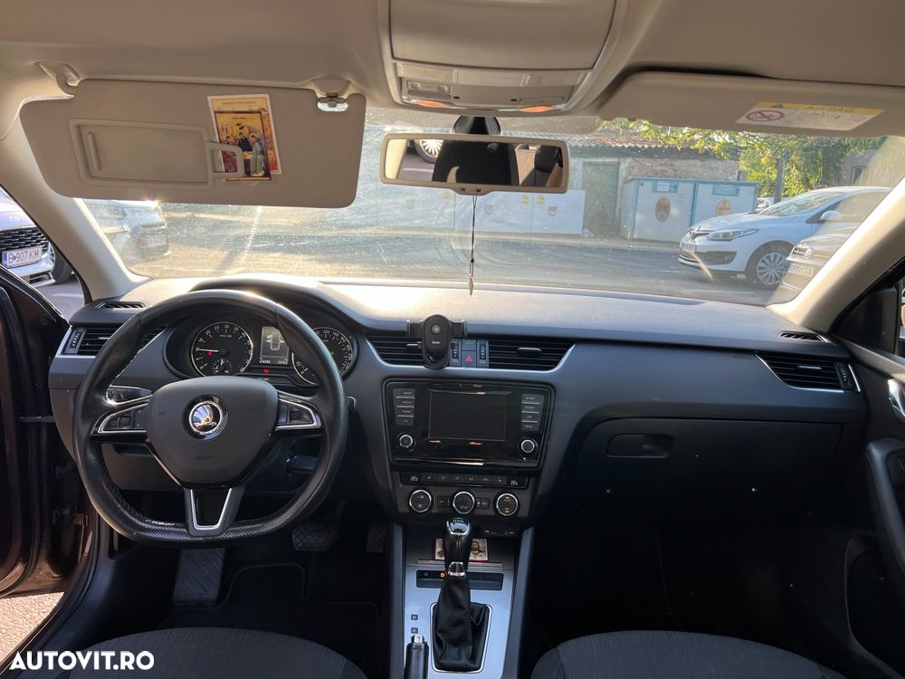 SKODA Octavia 2015 — imagine 5