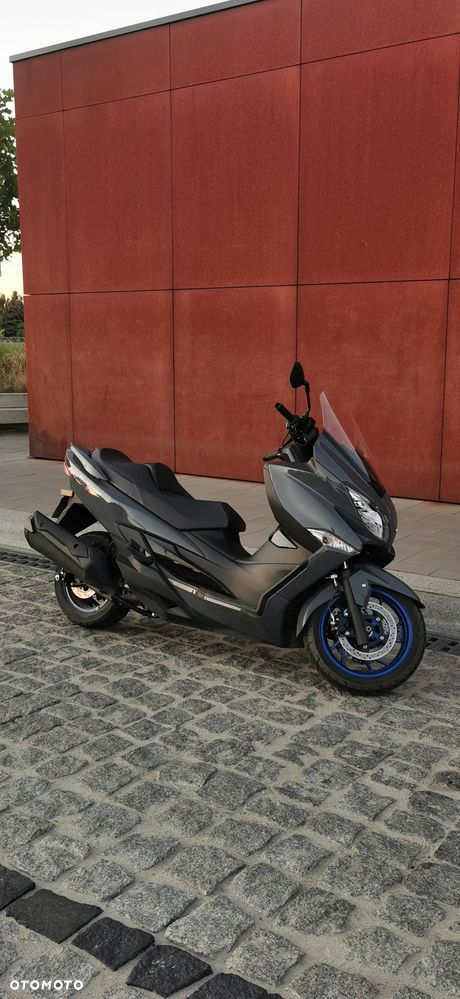 Suzuki Burgman - 6