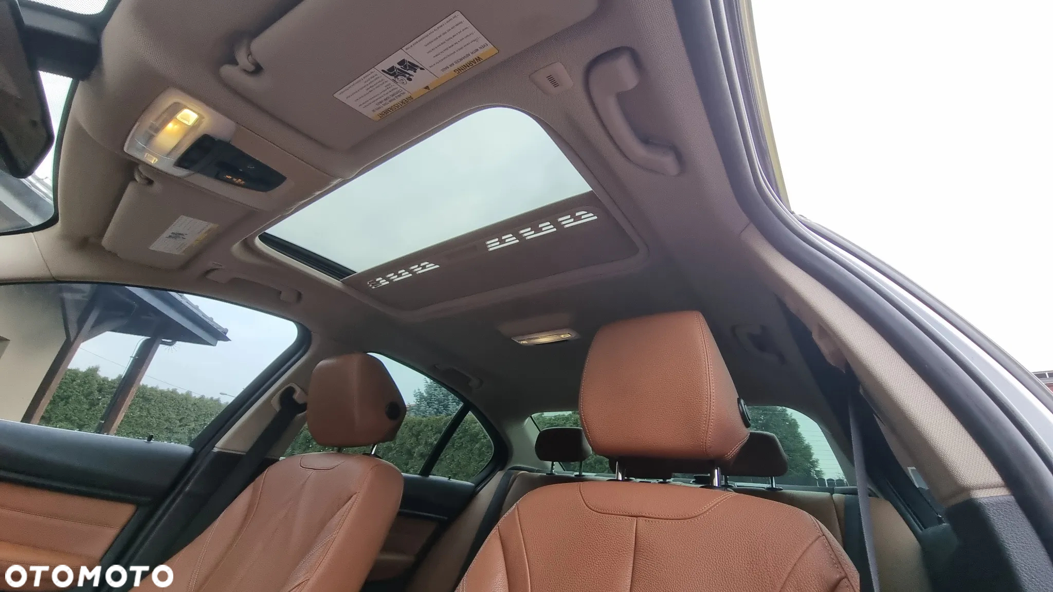 BMW Seria 3 328i Luxury Line - 21