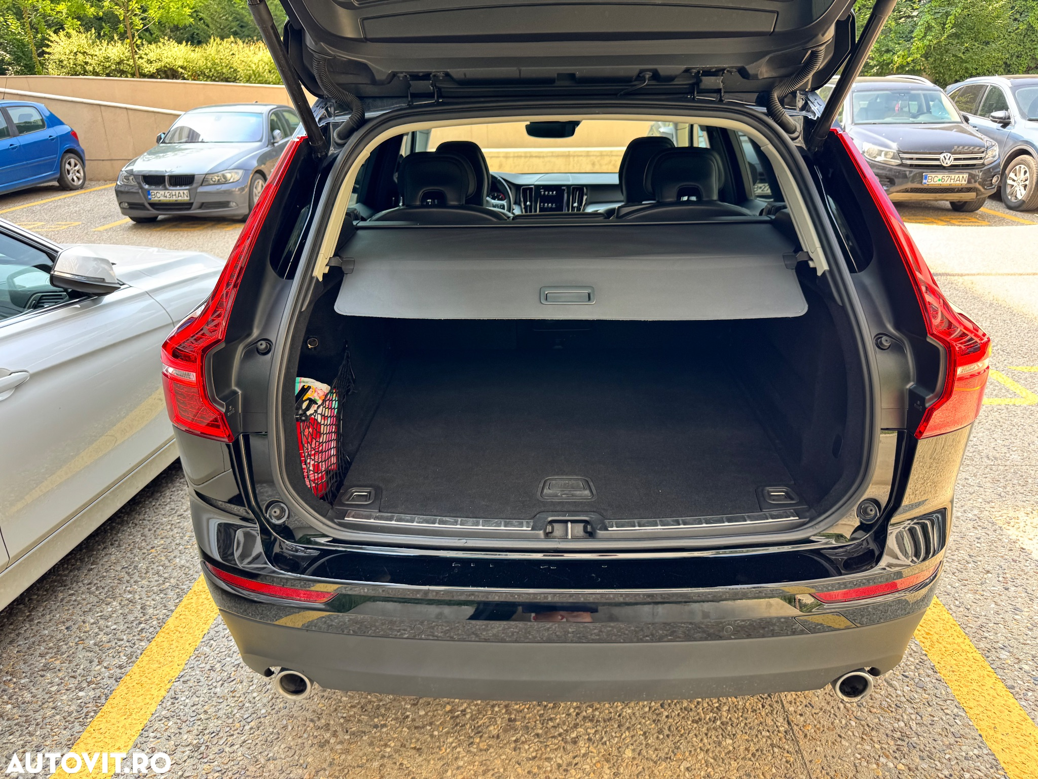 Volvo XC 60 D4 Momentum - 11