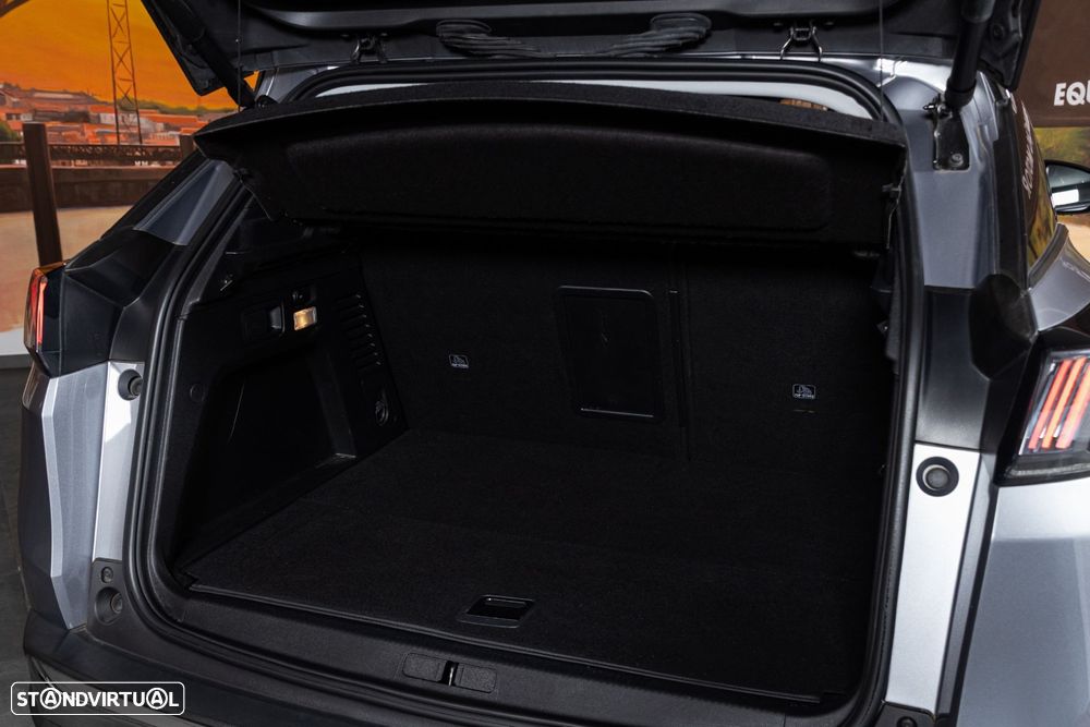 Peugeot 3008 1.6 Hybrid Allure Pack e-EAT8 - 11