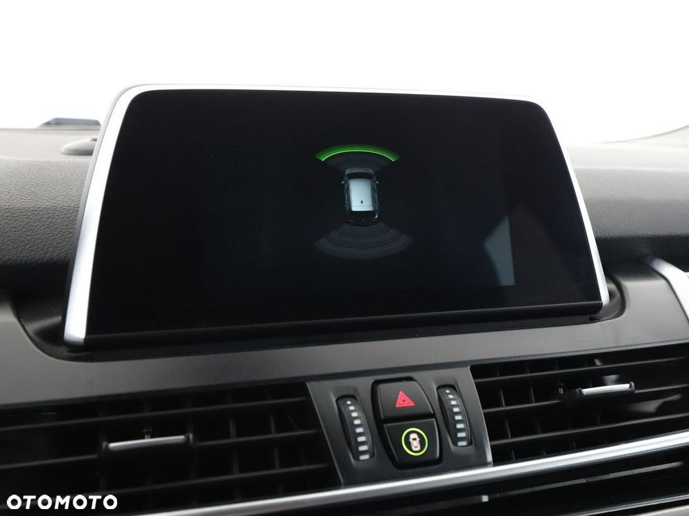 BMW Seria 2 218d GT Sport Line - 25