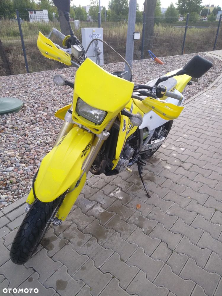 Suzuki DR-Z - 4