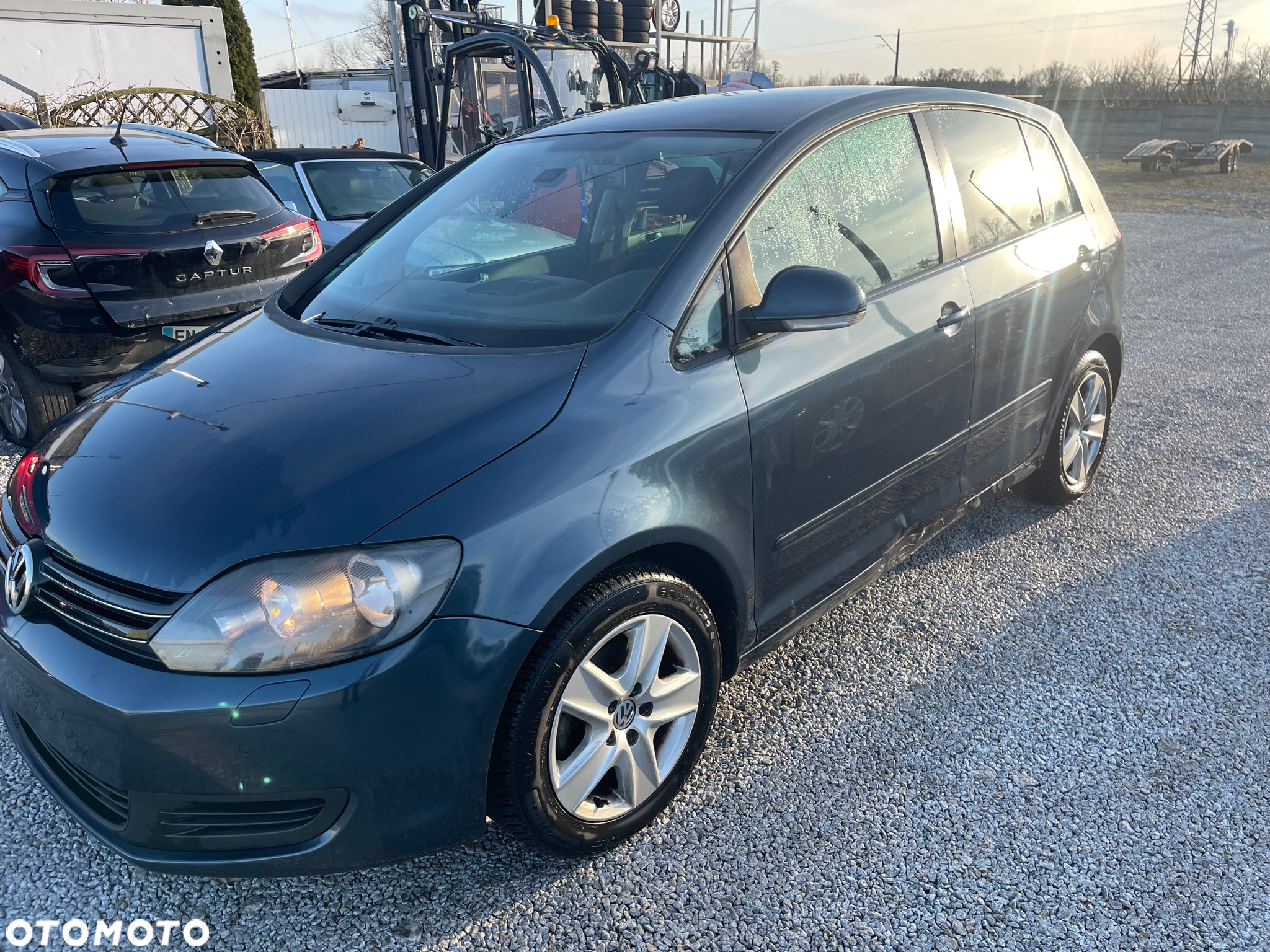 Volkswagen Golf Plus 1.6 TDI Comfortline - 6