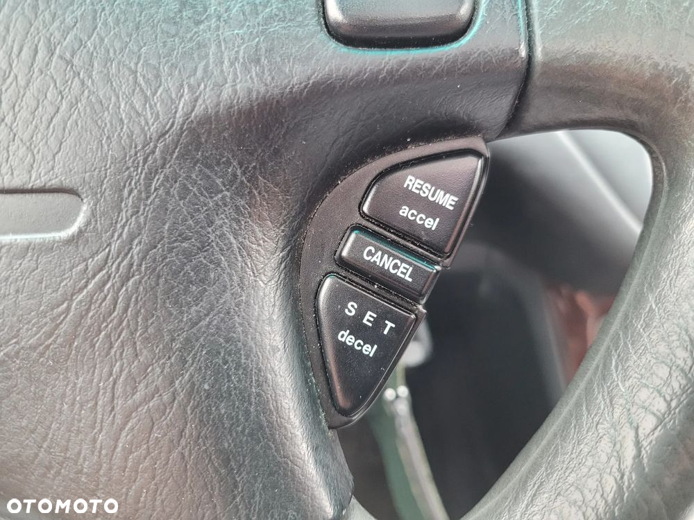 Honda Accord 2.0 ES - 13