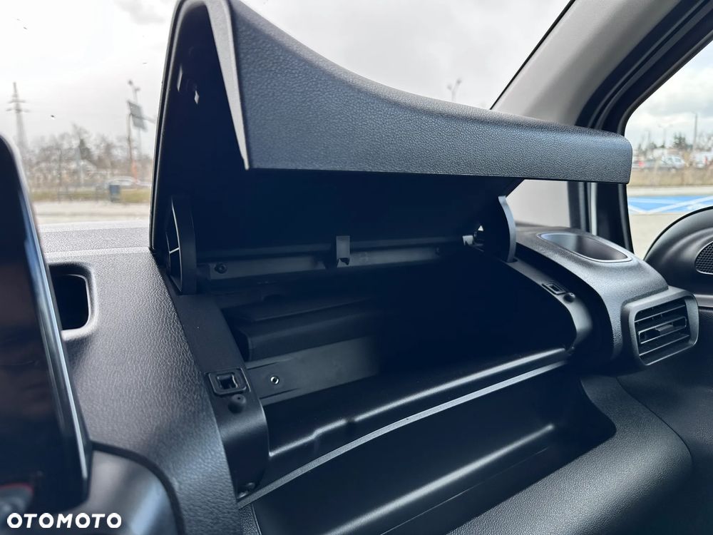 Opel Combo 1.5 CDTI Enjoy S&S - 40