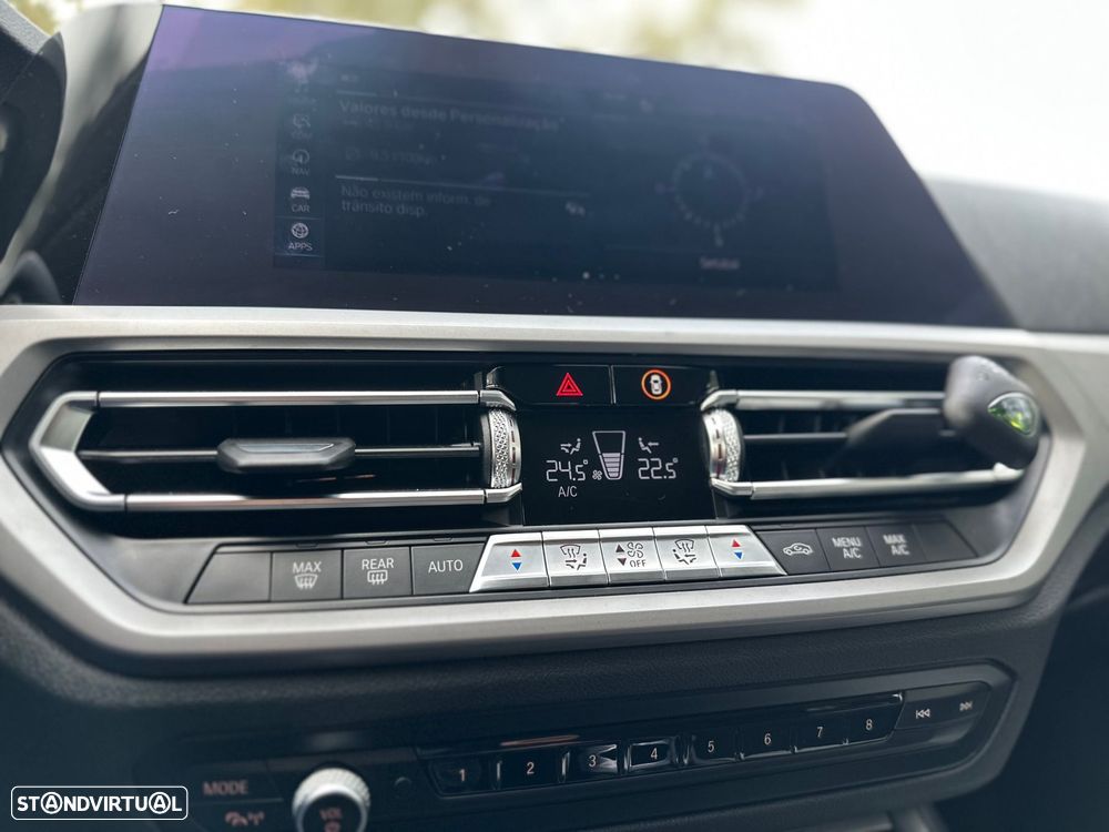 BMW 330 e Line Luxury Auto - 45