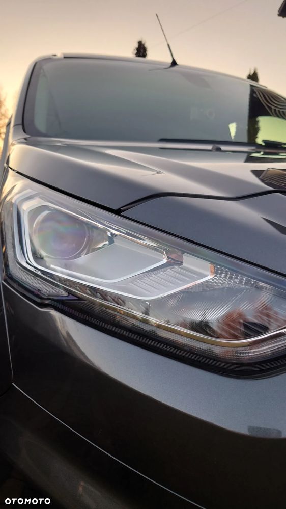 Ford Transit Connect - 8