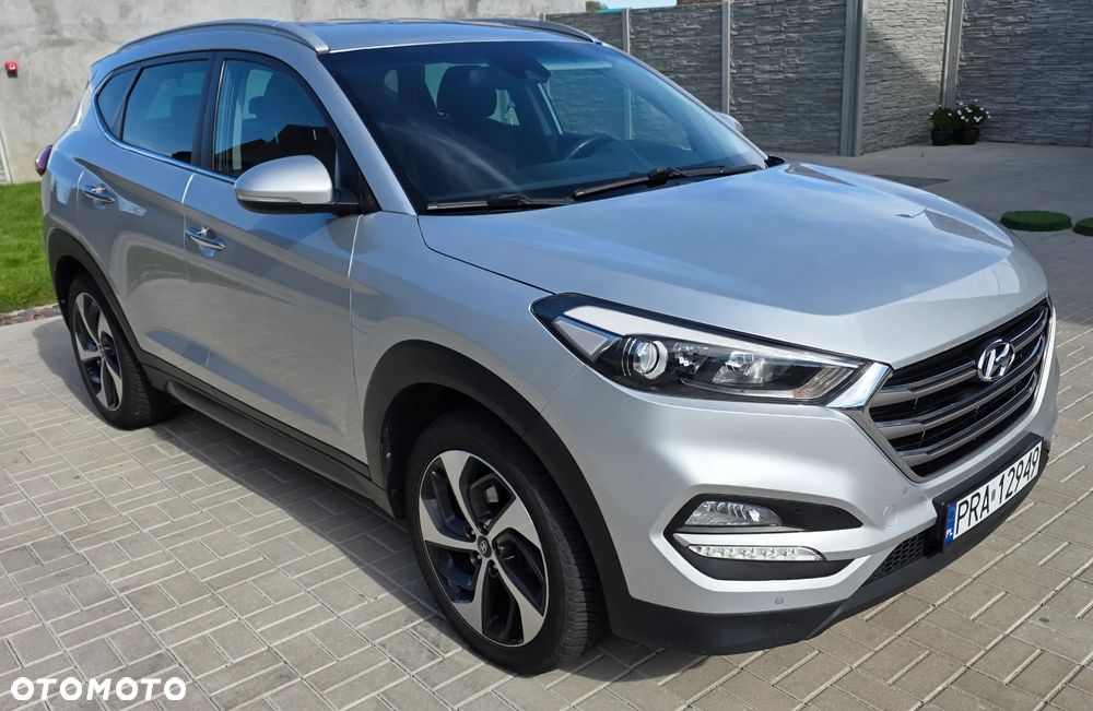 Hyundai Tucson blue 1.7 CRDi 2WD Passion Plus - 11
