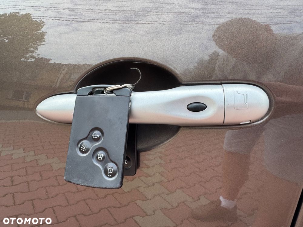 Renault Scenic 2.0 16V Tech Run - 11