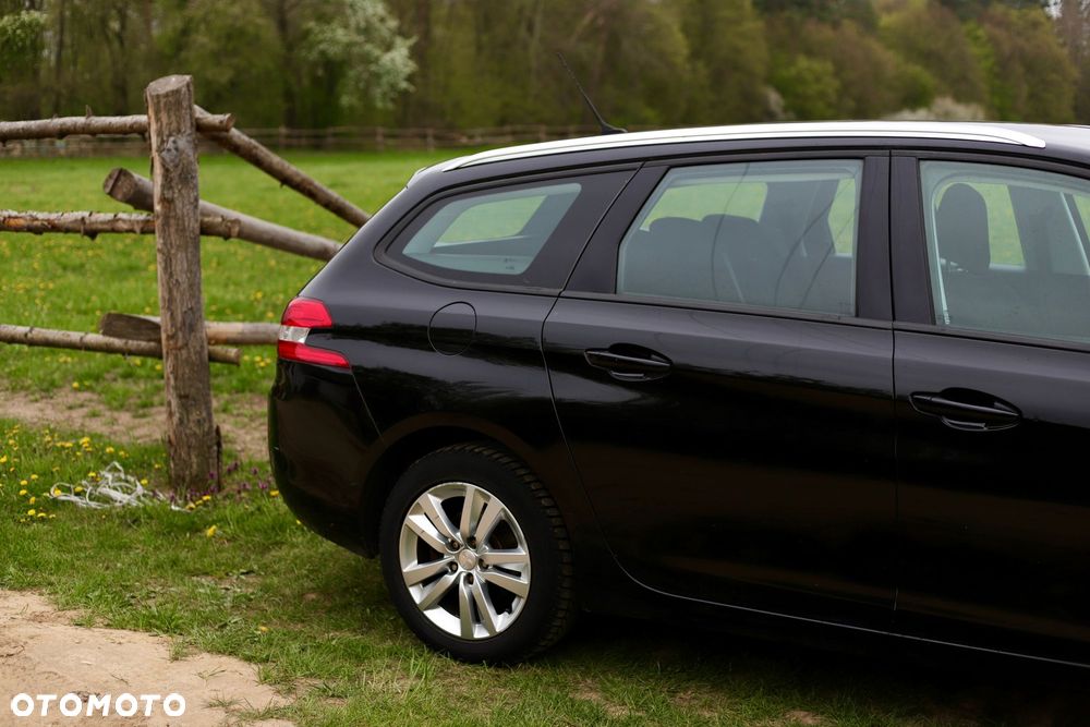 Peugeot 308 BlueHDi 120 EAT6 Stop & Start Active Business-Paket - 12