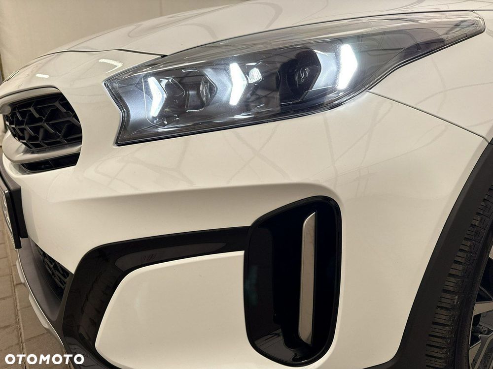 Kia XCeed - 29