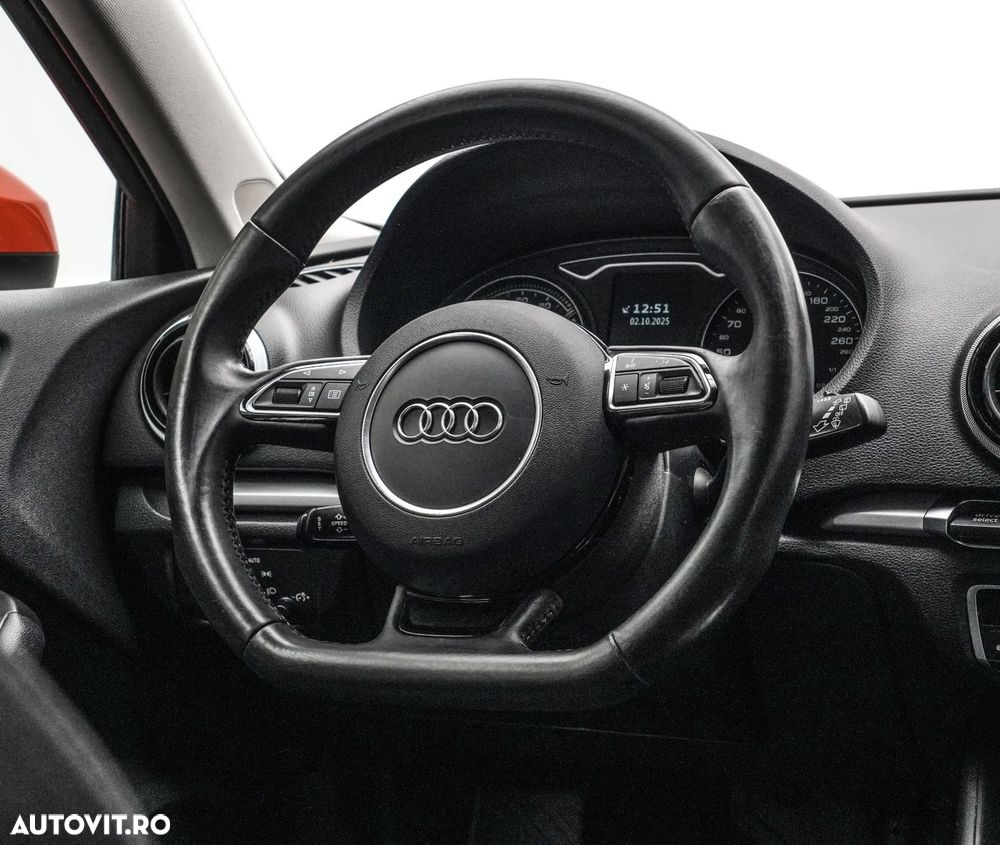 Audi A3 Sportback 1.4 TFSI S line Sportpaket - 18