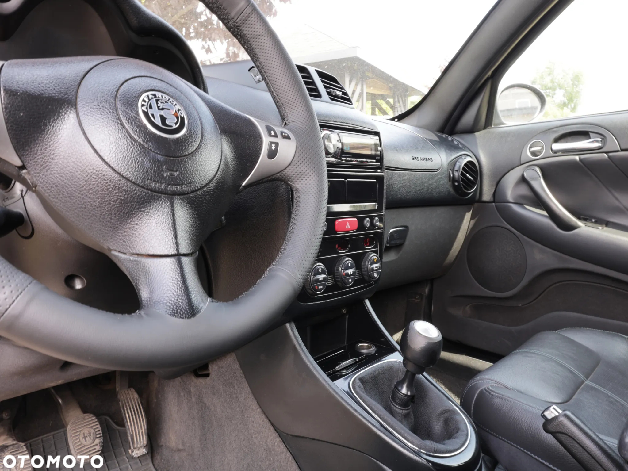 Alfa Romeo 147 - 24