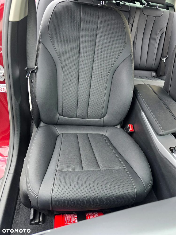 BMW Seria 5 530i xDrive mHEV Luxury Line - 19
