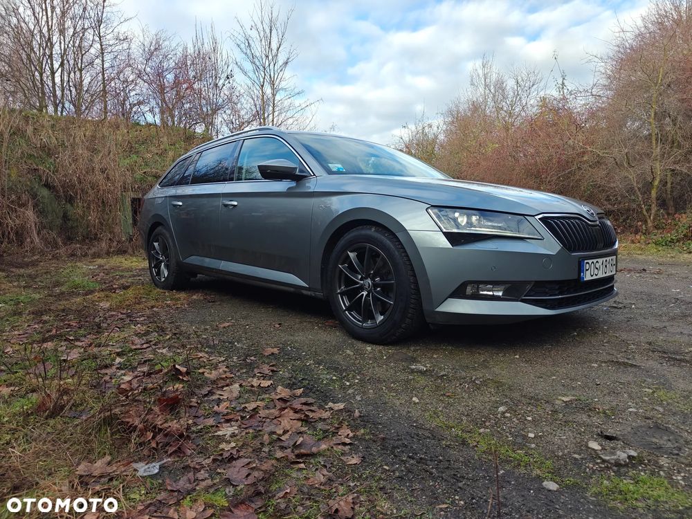 Skoda Superb 2.0 TSI L&K DSG - 11